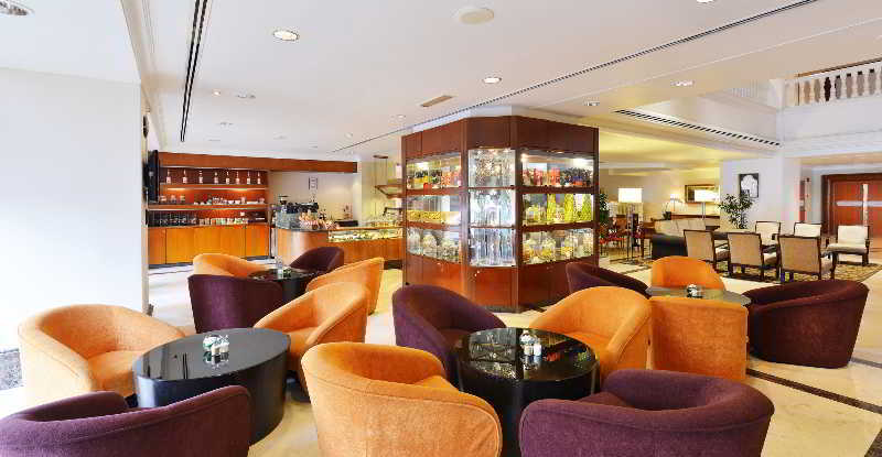 Hotel Equatorial Melaka エクステリア 写真 The lounge at the airport