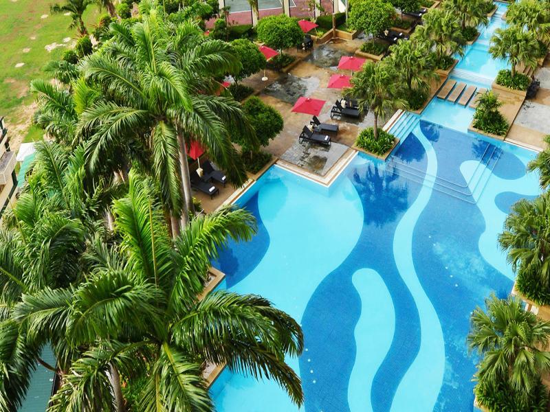 Hotel Equatorial Melaka エクステリア 写真 The pool at the Royal Thai Police Headquarters